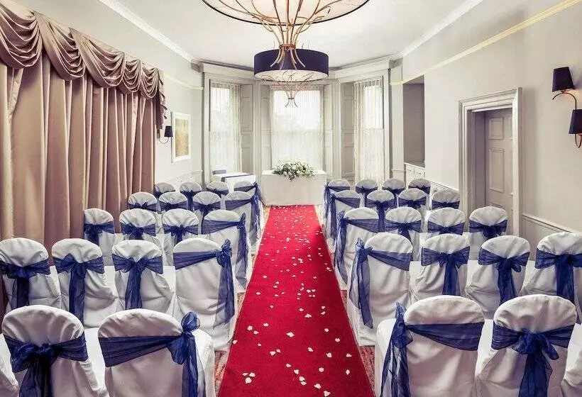 호텔 Mercure Bristol North The Grange