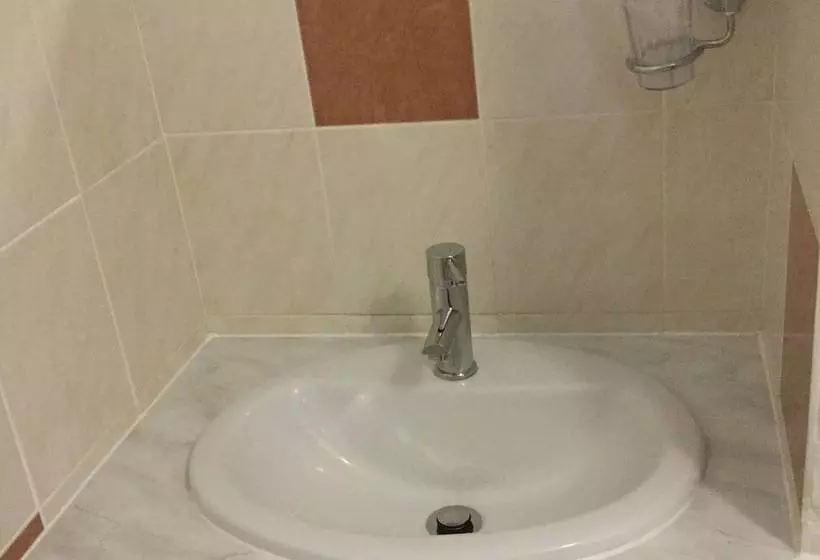 酒店 Newburgh Guesthouse