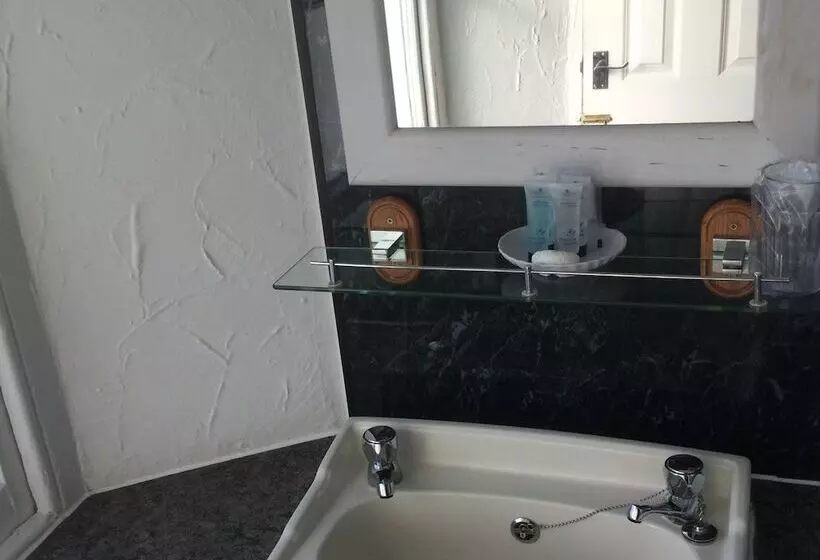 酒店 Newburgh Guesthouse