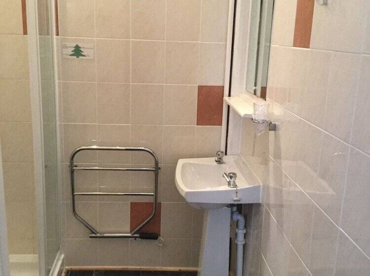 Hotell Newburgh Guesthouse