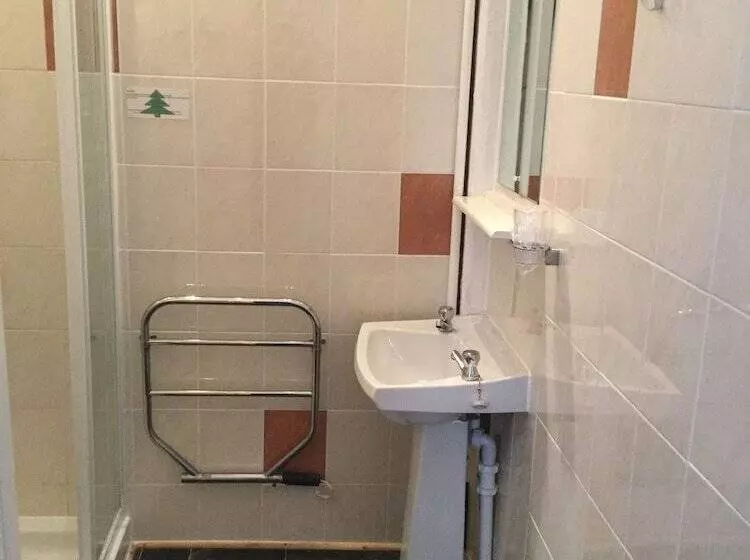 酒店 Newburgh Guesthouse