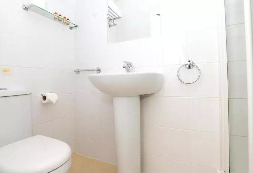 Отель The Chocolate Box