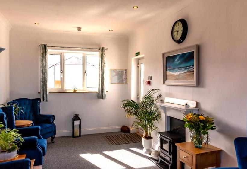 酒店 The Shelbourne   Exclusivley For Adults