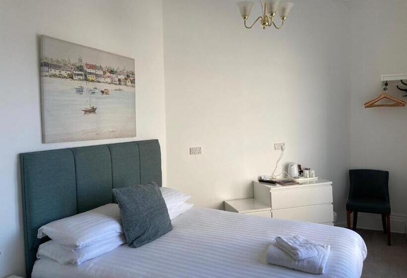 酒店 The Shelbourne   Exclusivley For Adults