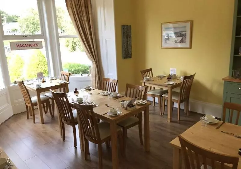 酒店 West End Guest House