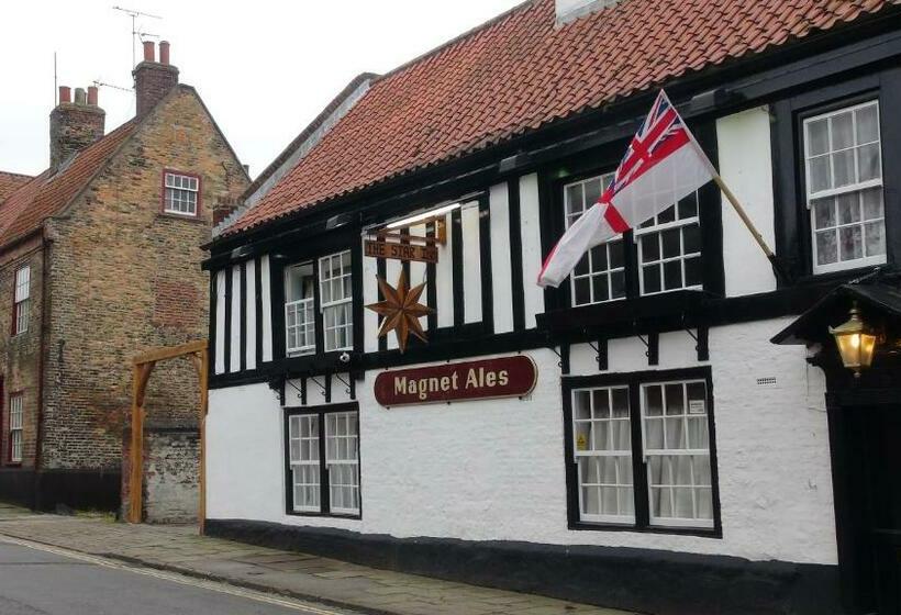 Hotelli Ye Olde Star Inn