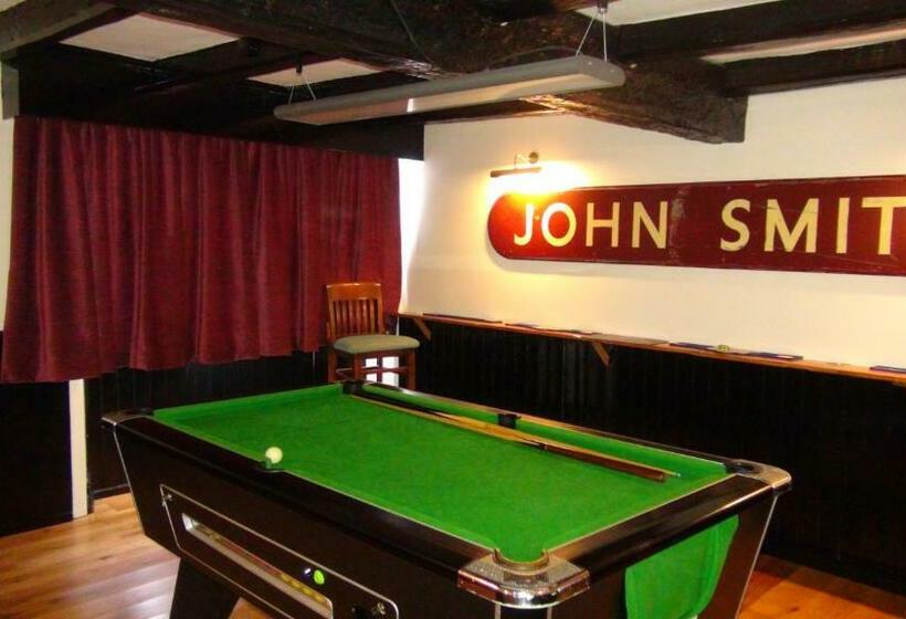 Hotelli Ye Olde Star Inn