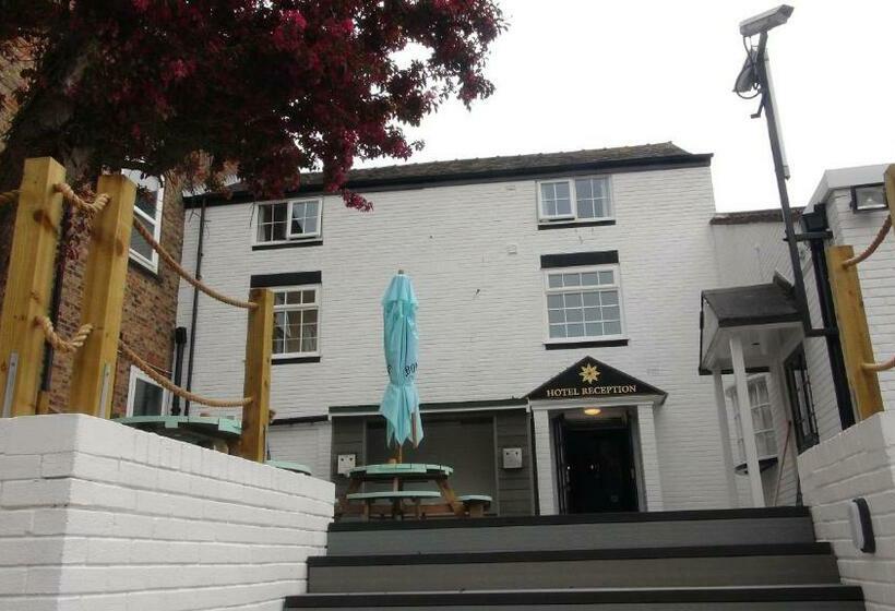 Hotelli Ye Olde Star Inn