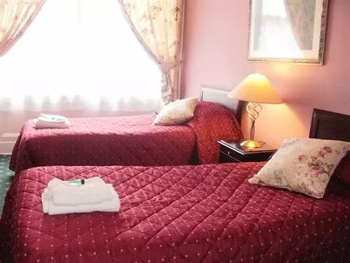 Manor Park Hotel