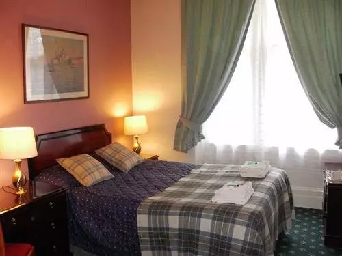 Manor Park Hotel