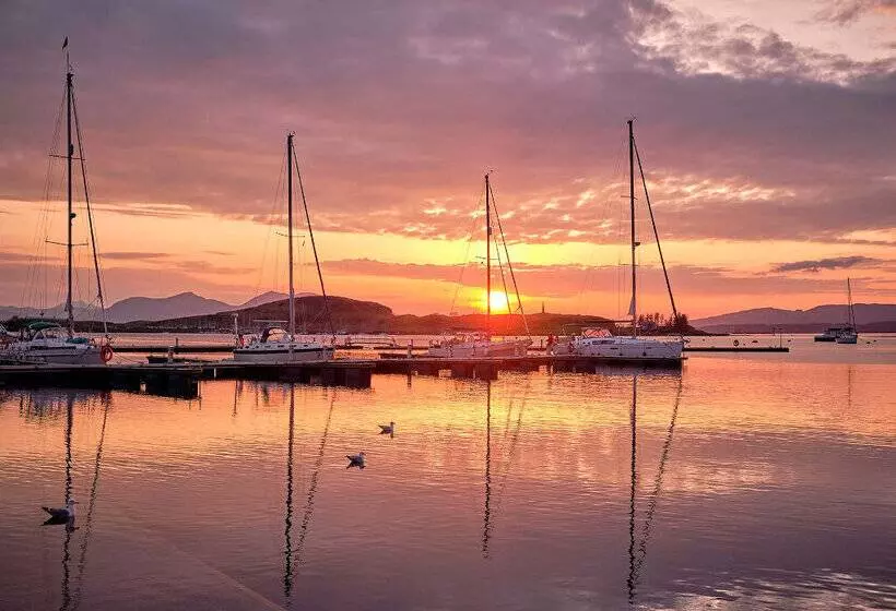 Muthu Oban Regent Hotel