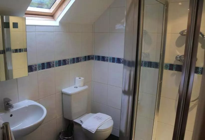 Отель Penryn House