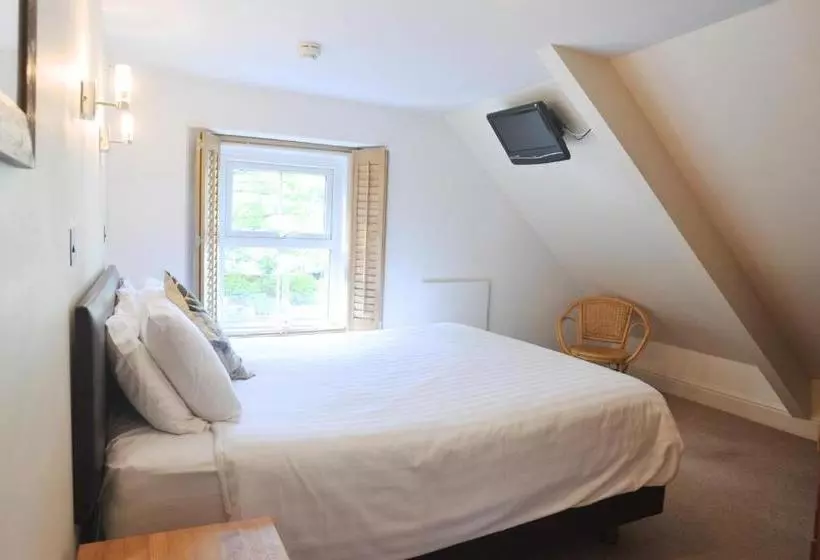 Отель Penryn House