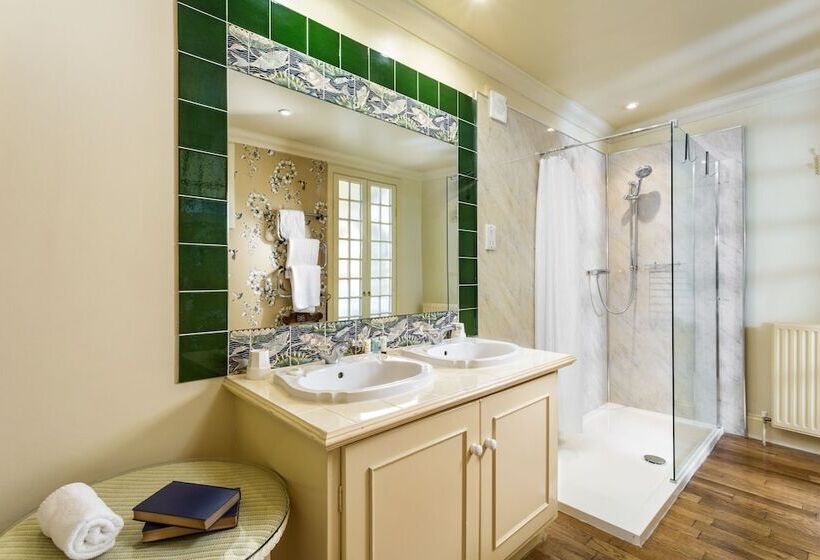 Hotel Orestone Manor