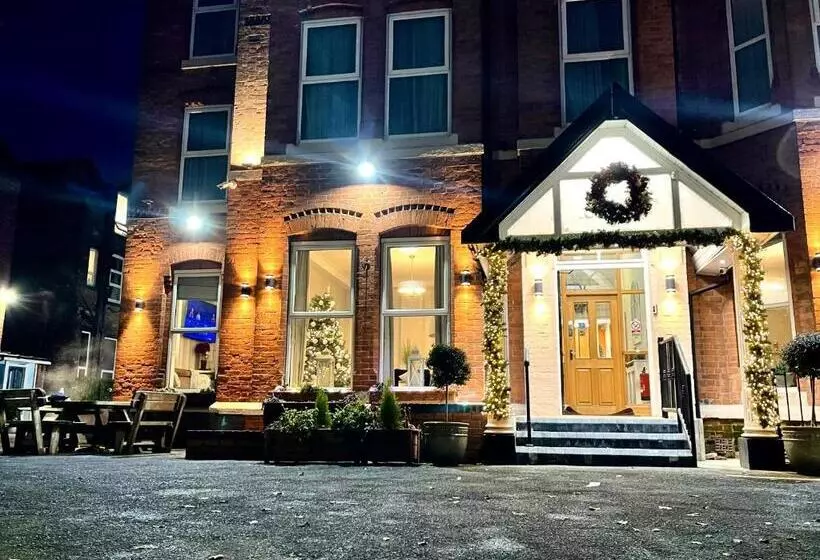 The Westlynne Hotel & Apartments