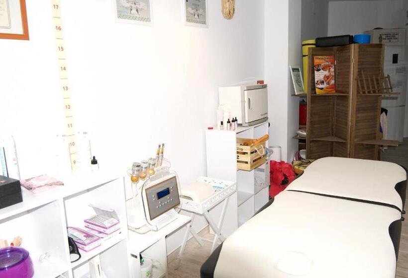 مسافرخانه Loft Valentia Tous Calpe