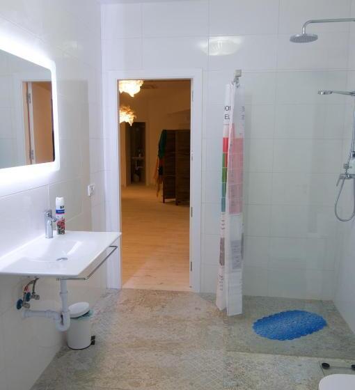 مسافرخانه Loft Valentia Tous Calpe