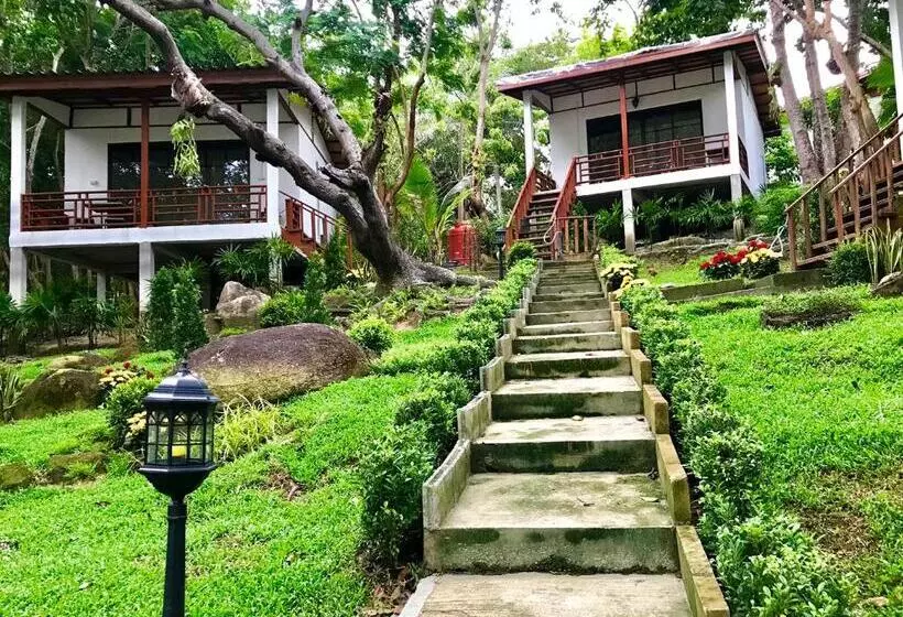 ホテル Chareena Garden