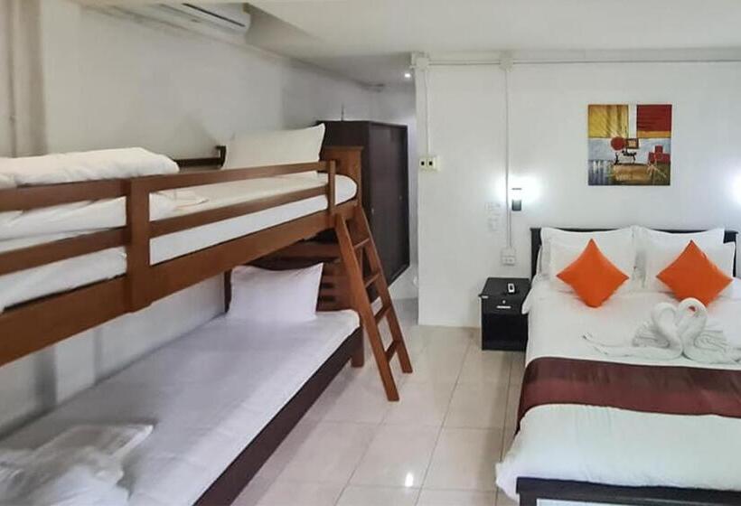 酒店 Chareena Garden