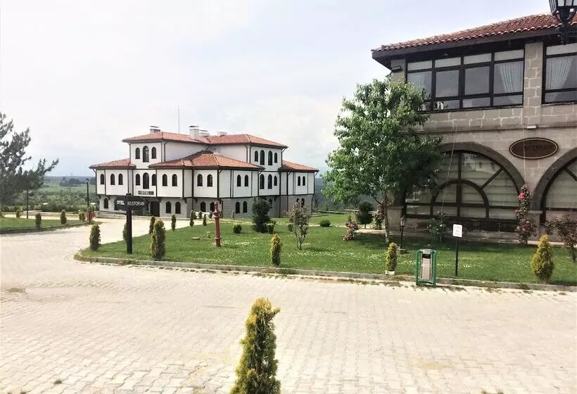 هتل Serife Baci Ogretmenevi Doga Kultur Koyu