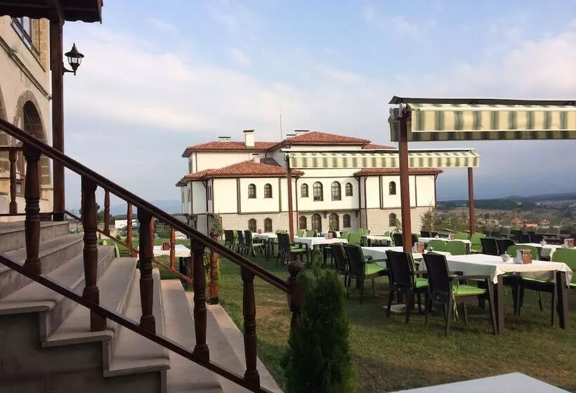 هتل Serife Baci Ogretmenevi Doga Kultur Koyu
