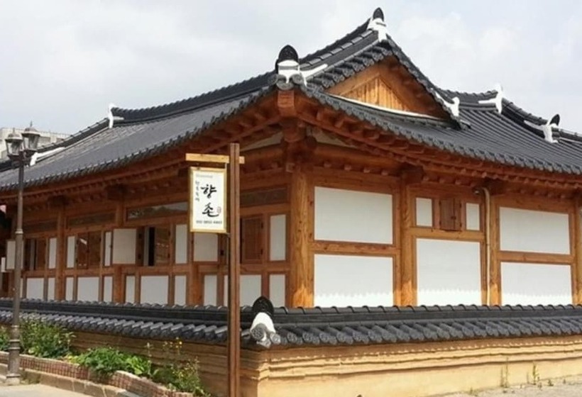 Jeonju Hyangchon Pension