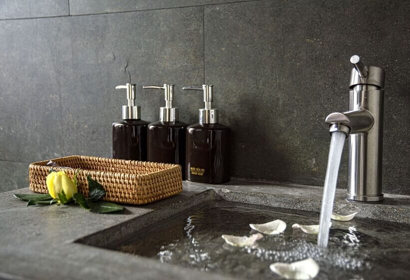 پانسیون The 1993 Homestay