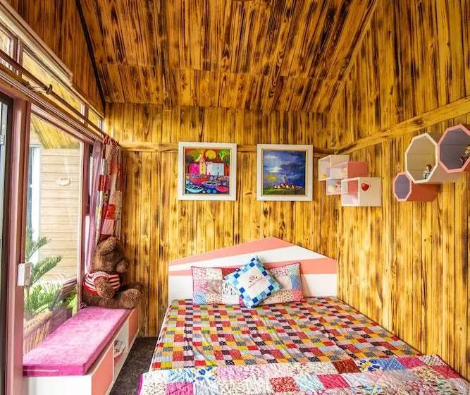 Roses Villa  Biet Thu Hoa Hong Tam Dao