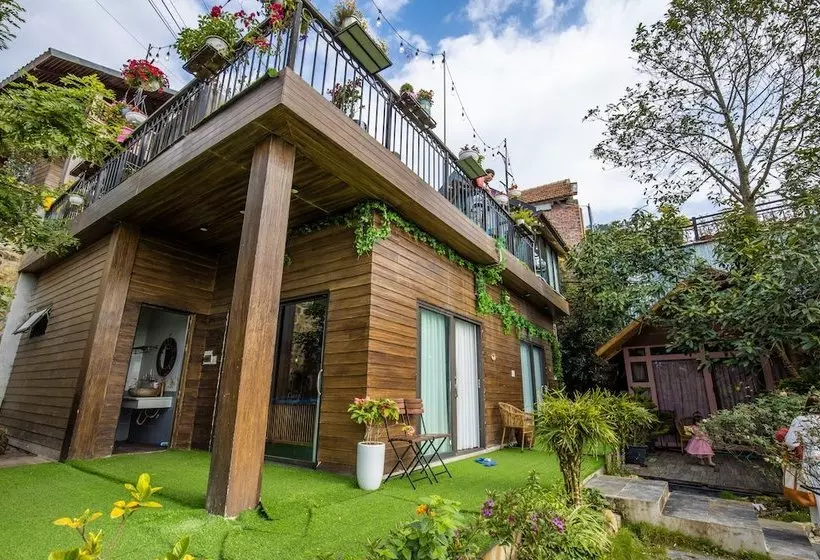 Roses Villa  Biet Thu Hoa Hong Tam Dao