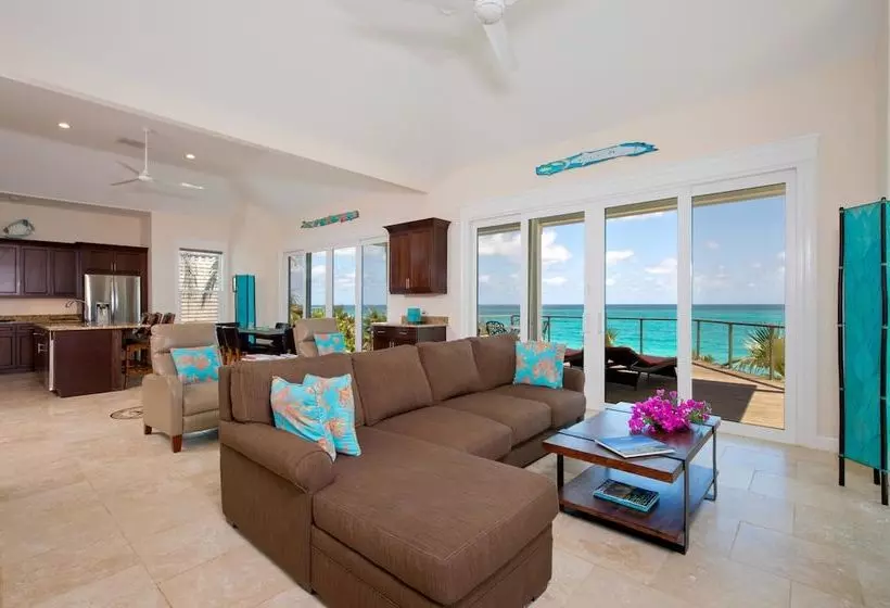 Aqua Villa And Cottage
