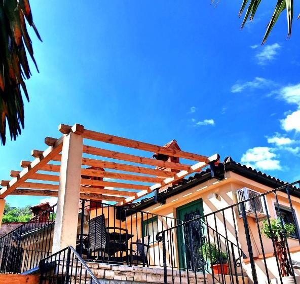 Captain Marino Apartments