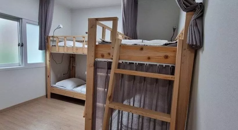 Daegu House   Hostel