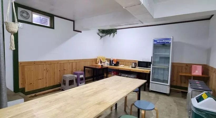 Daegu House   Hostel