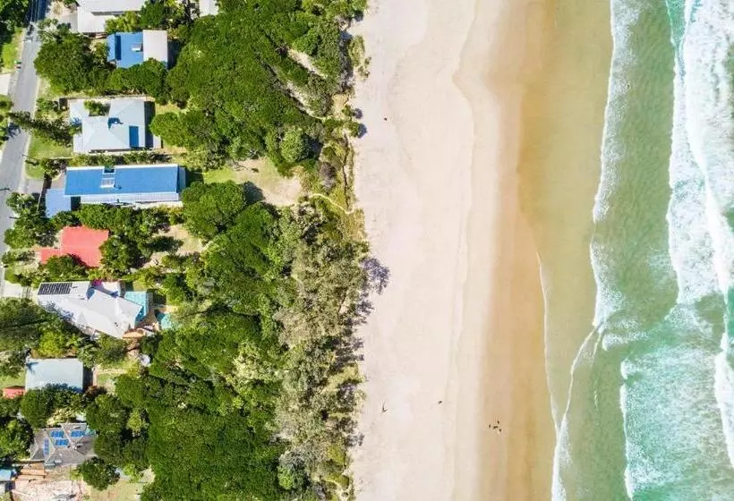 Gigi S Absolute Beachfront