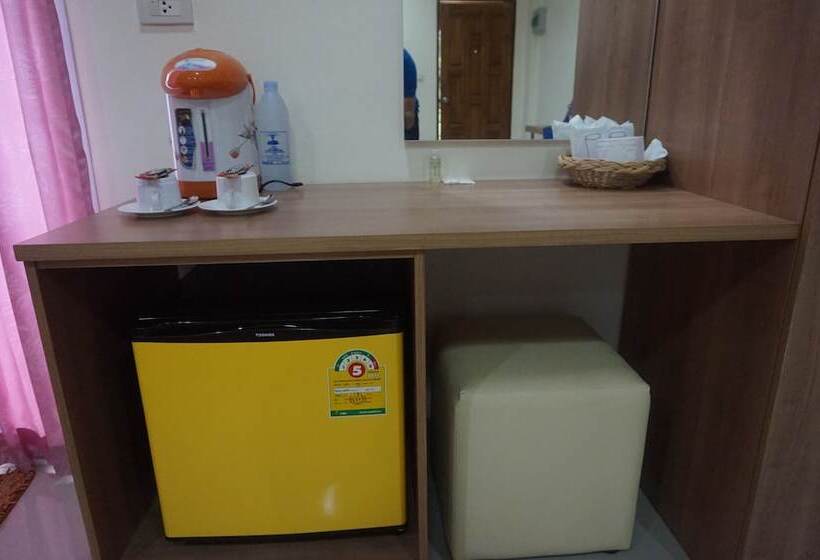 Отель Bumnsaya Place