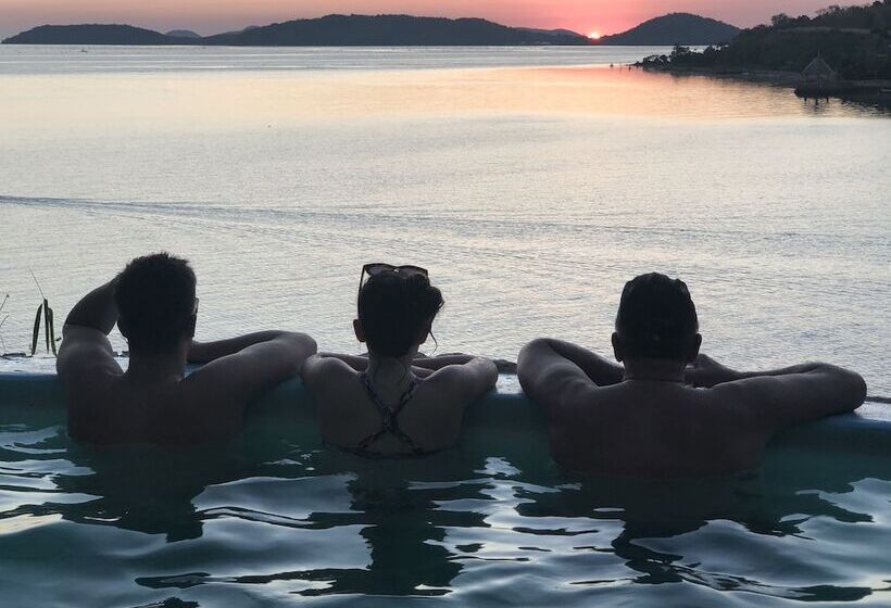 酒店 Pearl Bay Villas