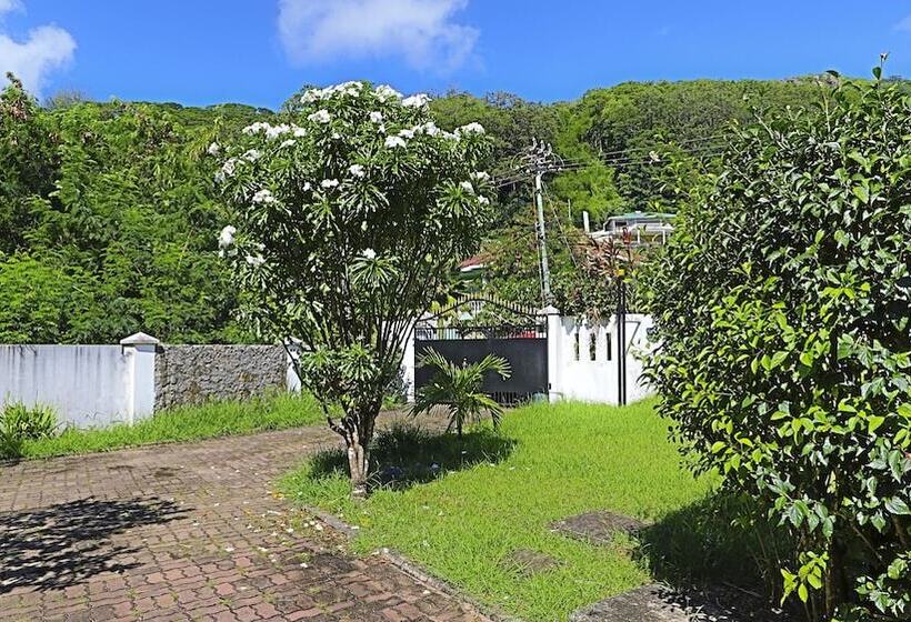Panorama Guesthouse Apartments Beau Vallon Beach