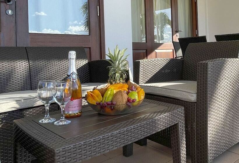 Panorama Guesthouse Apartments Beau Vallon Beach