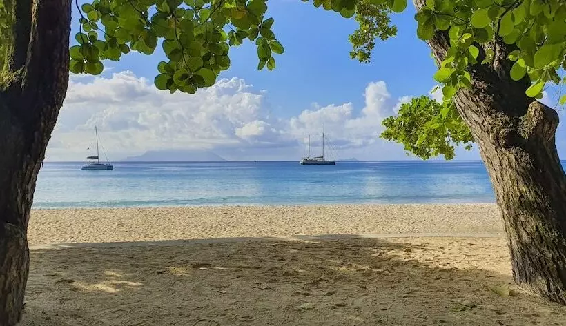 Panorama Guesthouse Apartments Beau Vallon Beach