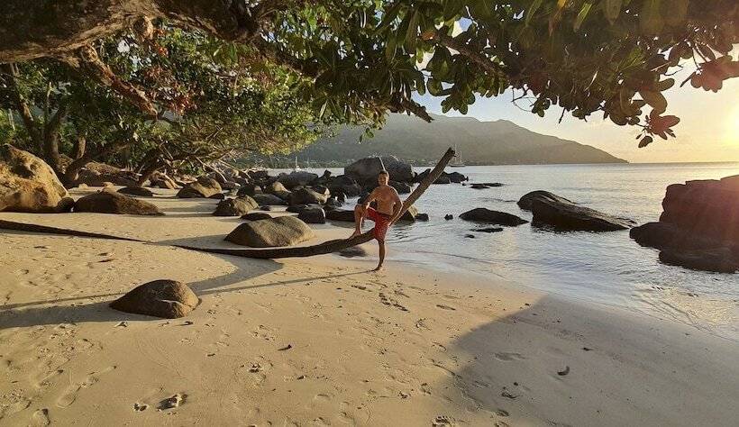 Panorama Guesthouse Apartments Beau Vallon Beach