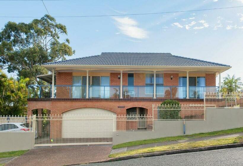 Ronald Avenue, 45, Villa Floridiana