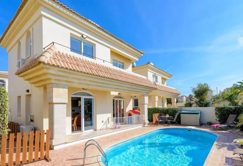 Villa Dorothy