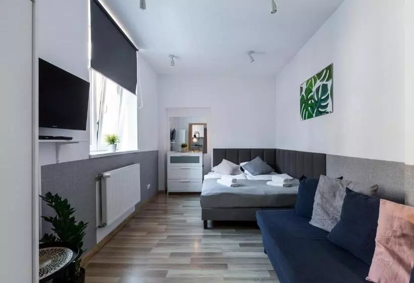 Wawel Cracow Old City Apartments   Friendhouse Apartments
