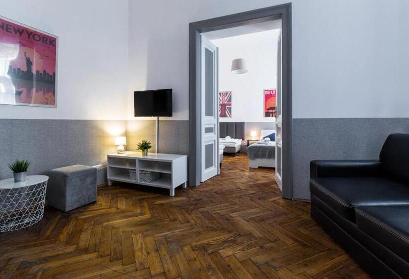 Wawel Cracow Old City Apartments   Friendhouse Apartments