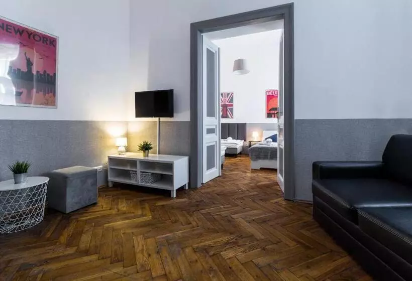 Wawel Cracow Old City Apartments   Friendhouse Apartments