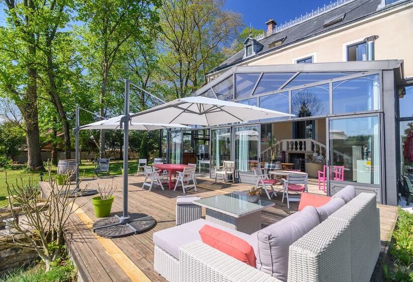 مبيت وإفطار Château De La Villeneuve