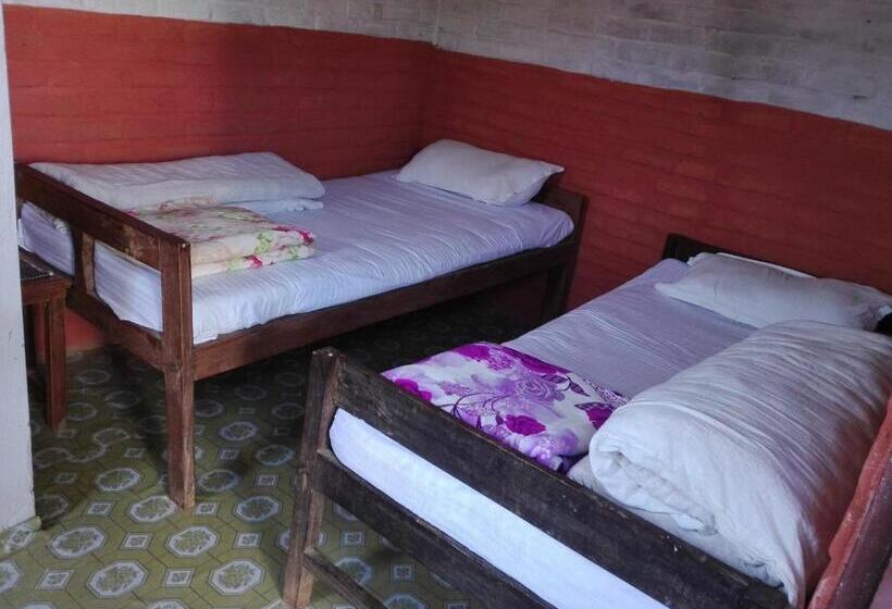 تختخواب و صبحانه Kayastha Restaurant & Lodge