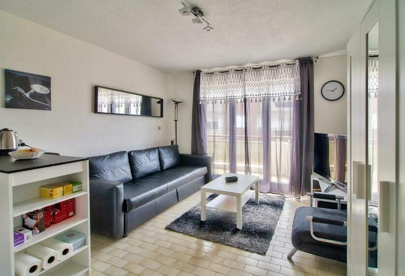 Studio Design Near Geneva