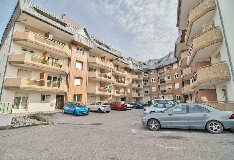 Studio Design Near Geneva