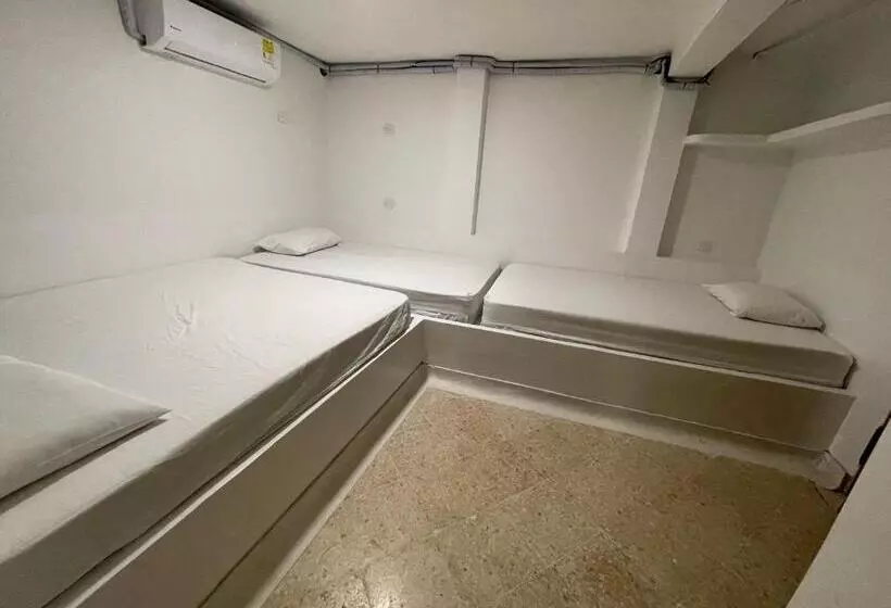 El Faro Hostel